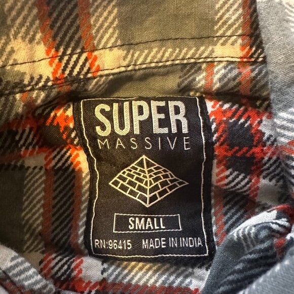 Super Massive Casual Button Down Mens Small Gray Plaid Trippy Flannel Shirt - Picture 2 of 5